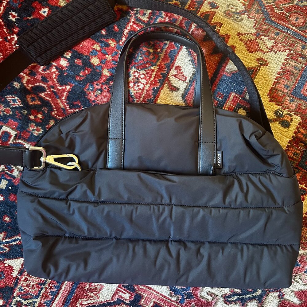 Away Travel The Quilted Everywhere Bag in Jet Black NWT
